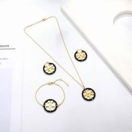Picture for category Tory Burch Sets